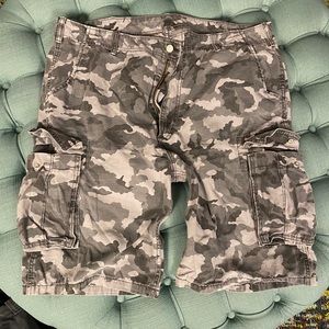 Mens Levi’s cargo shorts